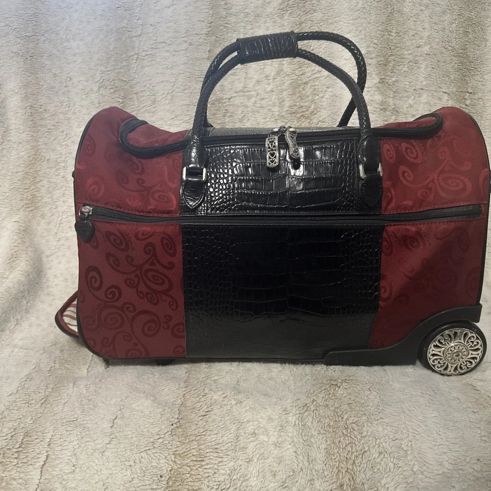 Brighton Red Swirls w/Black Faux Croc Embossed 24